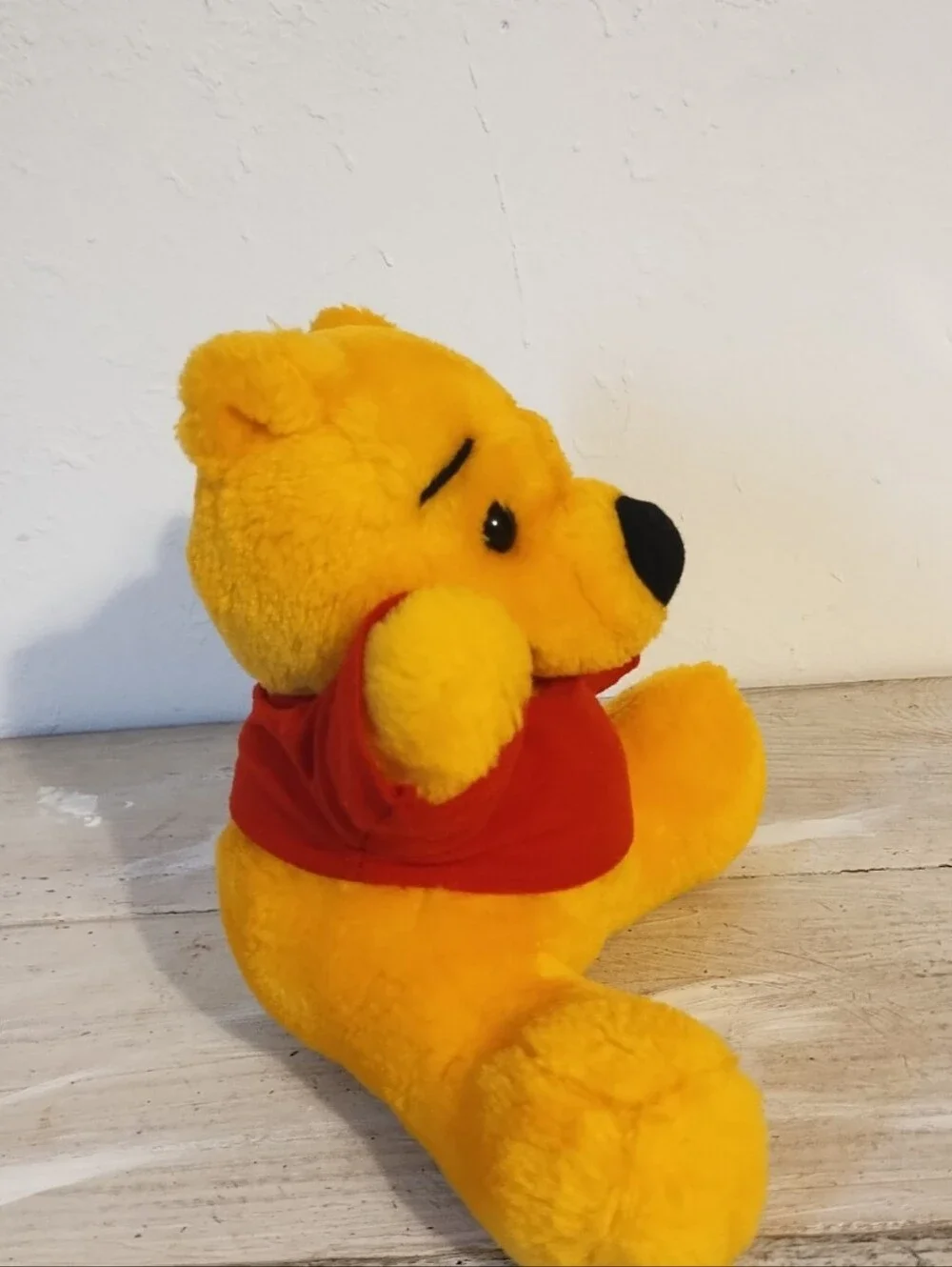 Vtg Kuddle Me Toys Winnie the Pooh Plush Stuffed Animal
